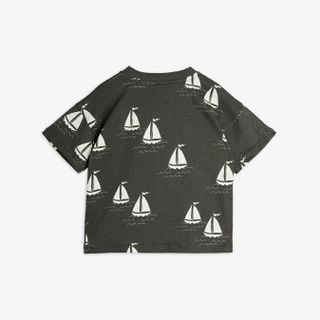 Sailing boats T-shirt