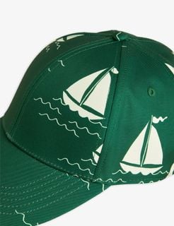 Sailing boats cap