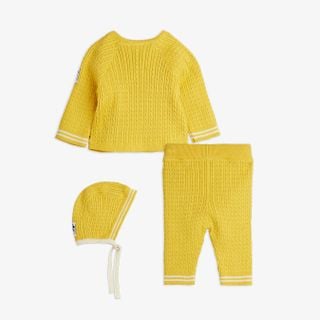 Cable Knit Set