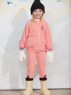 Pink zip-up jacket and matching trousers featuring a penguin embroidery on the chest.