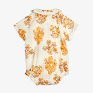 Wildflowers woven body