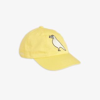Pigeon Embroidered Cap Yellow