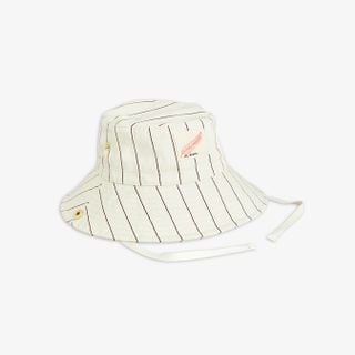 Feather Hike hat