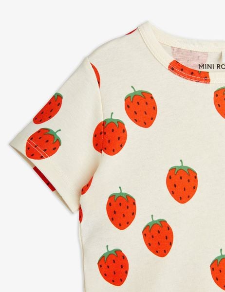 strawberries short sleeve t-shirt