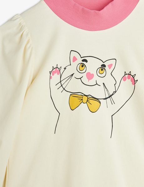 Cat balloon sleeve top