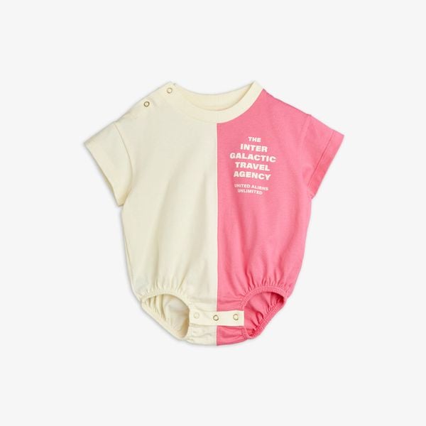 Travel Agency Split Color Body