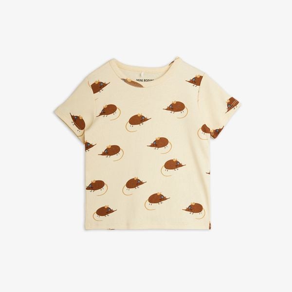 Beige organic cotton t-shirt featuring an all-over brown Elephant shrew print and short sleeves.