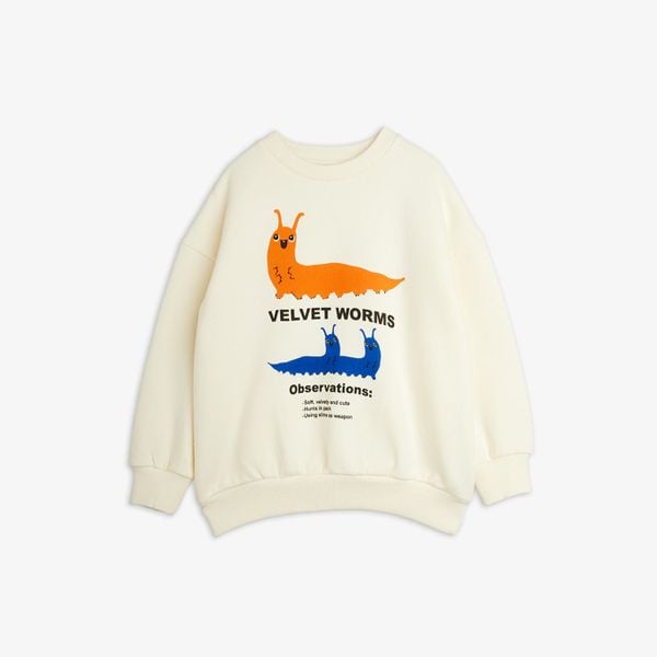 Off-white sweatshirt in organic cotton with a Velvet worms observations print featuring orange and blue worms.