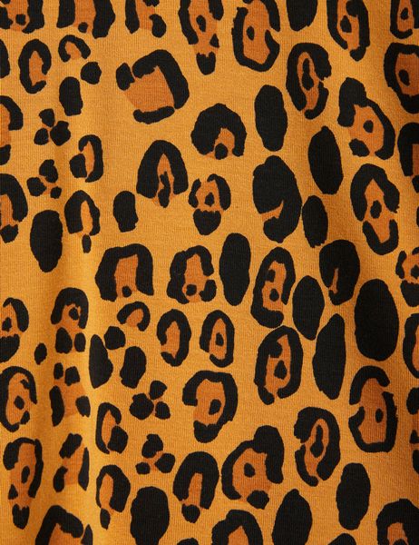 Basic Leopard Long Sleeve T-shirt