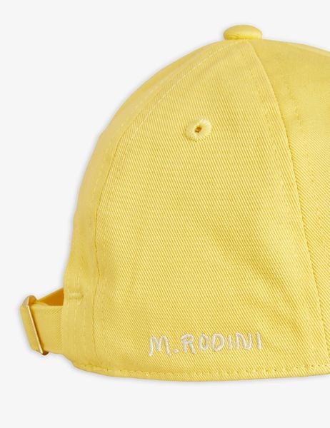 Pigeon Embroidered Cap Yellow