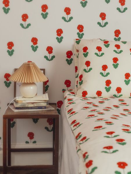 Violas Bed Set