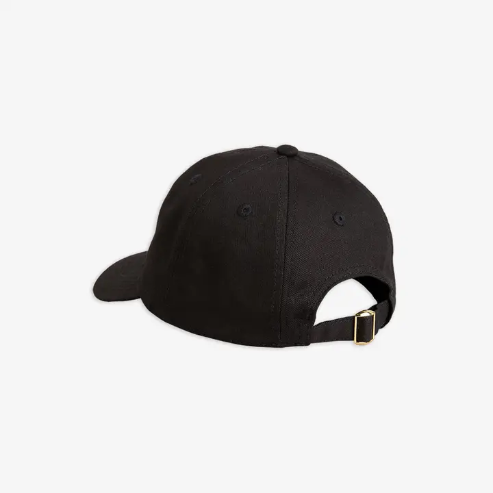Dog embroidered cap