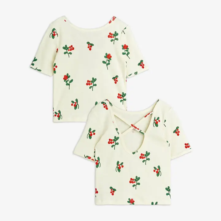 Lingonberries Ballet T-shirt