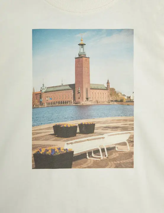 City hall T-shirt 