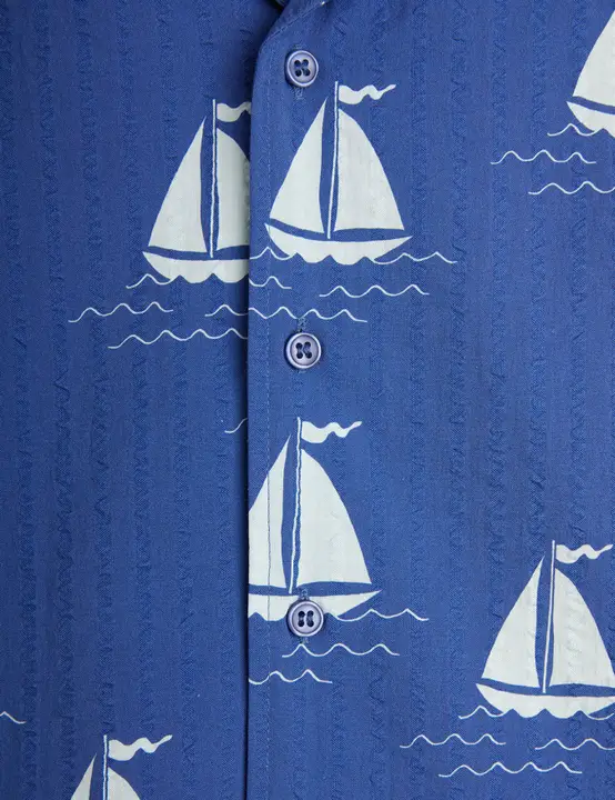 Sailing boats woven shirt