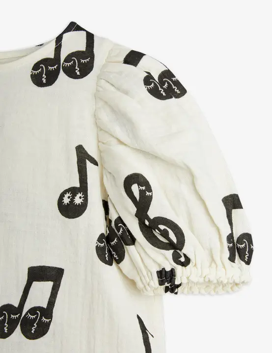 Note muslin blouse
