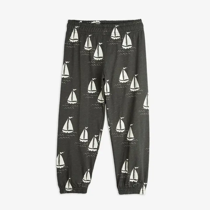 Sailing boats trousers