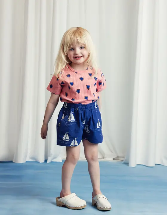 Sailing boats woven shorts
