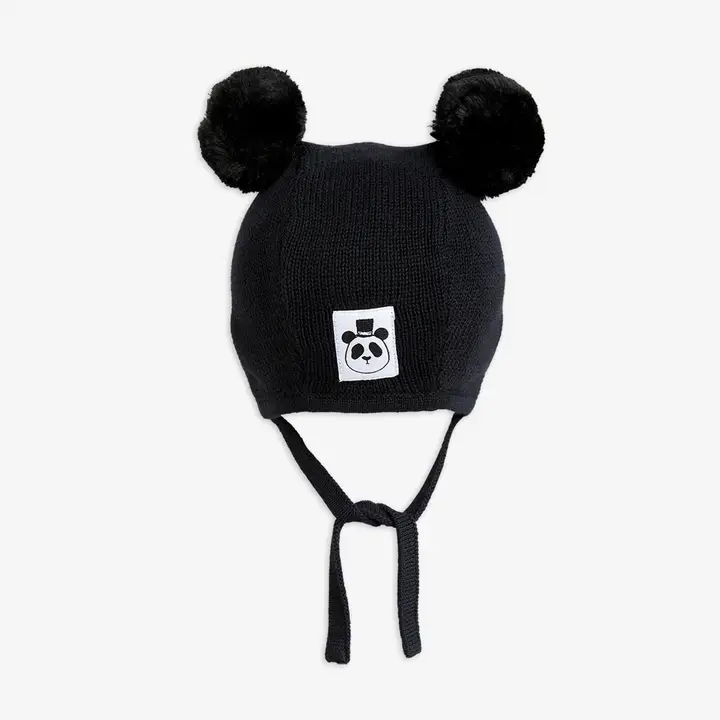 Fine knit baby hat