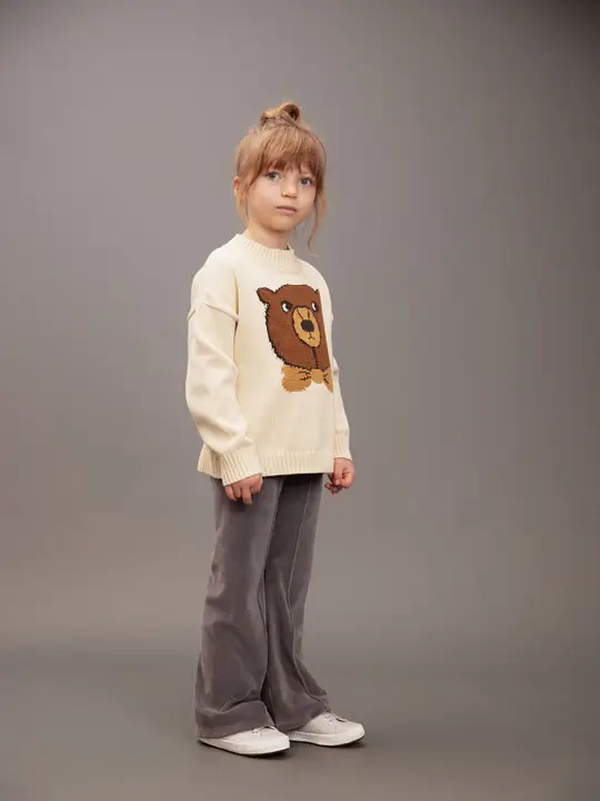 Bear intarsia knit sweater