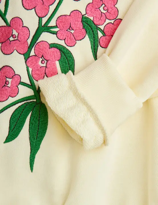 Alpine flowers sweatshirt