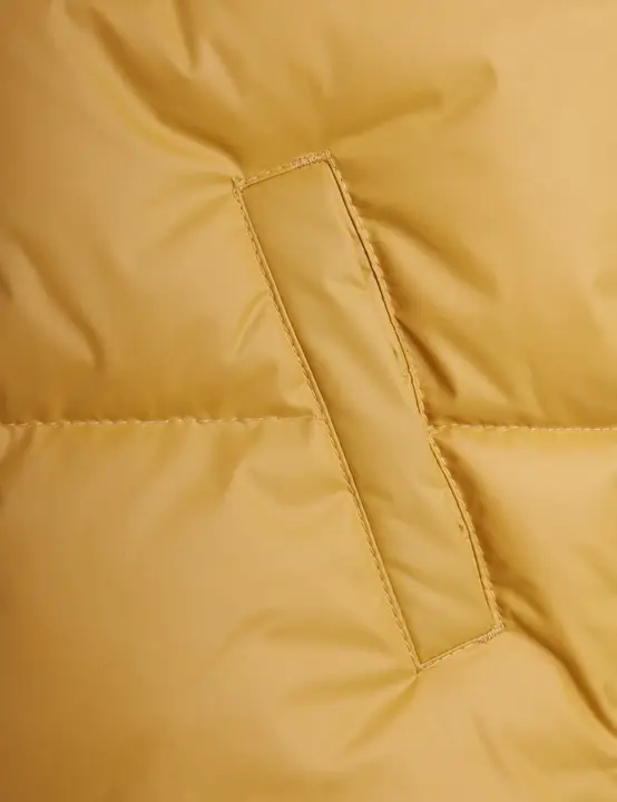 Horseshoe Puffer Vest