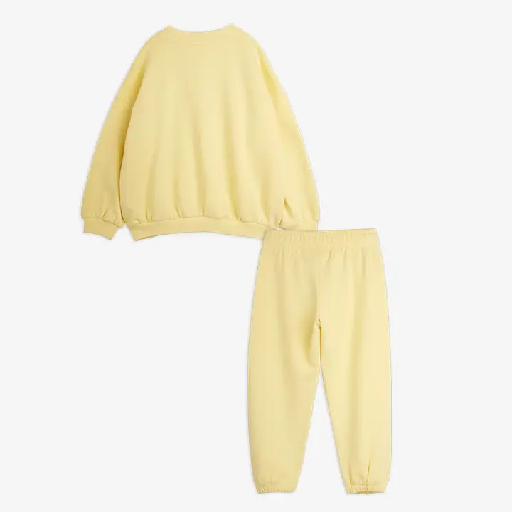 Velvet worm sweat set