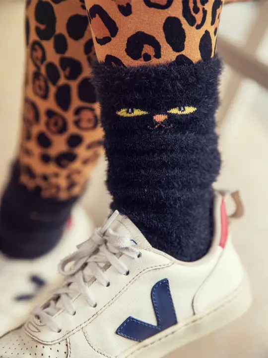 Cat Eyes Fuzzy Socks Black
