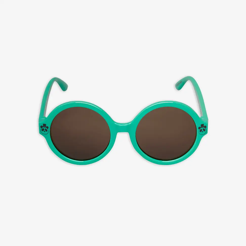Round sunglasses - Chapter 1-image-0