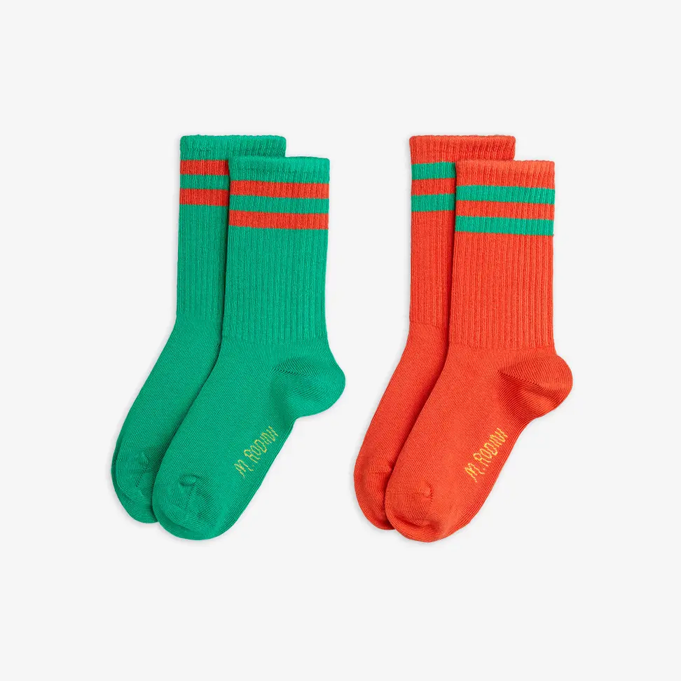 2-pack green and red kids socks made from organic cotton and polyamide with stretch.-image-0