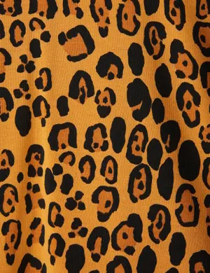 Basic Leopard Long Sleeve T-shirt-image-3